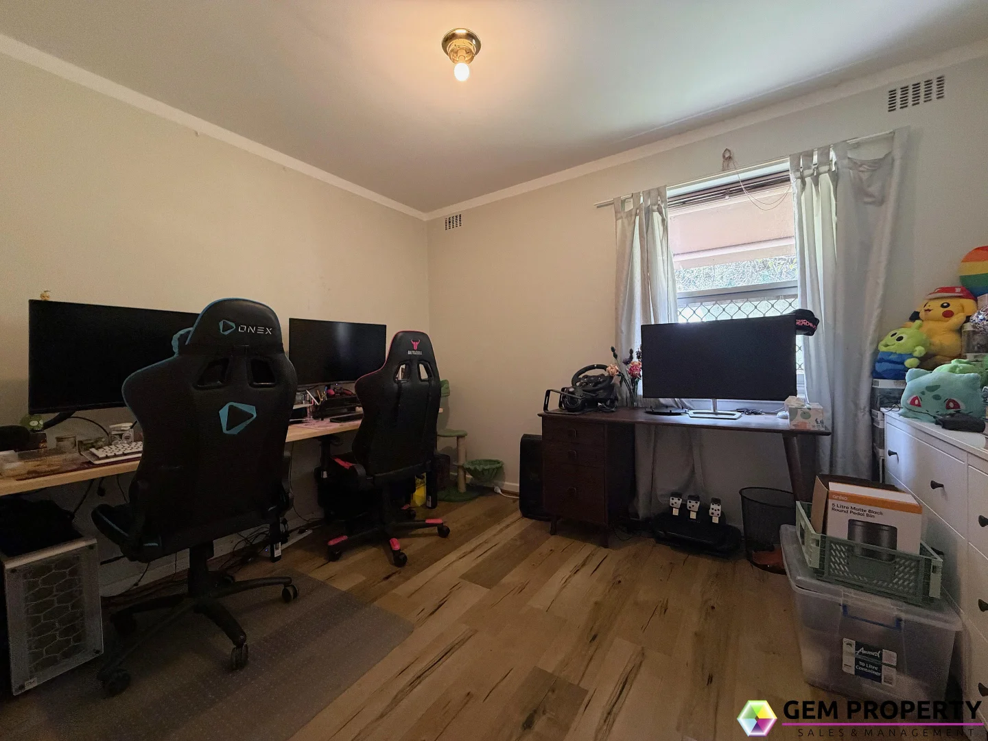 Image 12