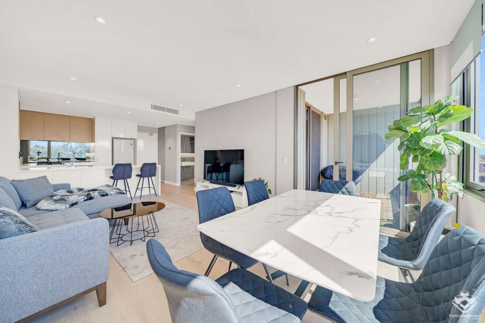 1 bedrooms Apartment / Unit / Flat in ID:21155375/20A Henley Street COMO WA, 6152