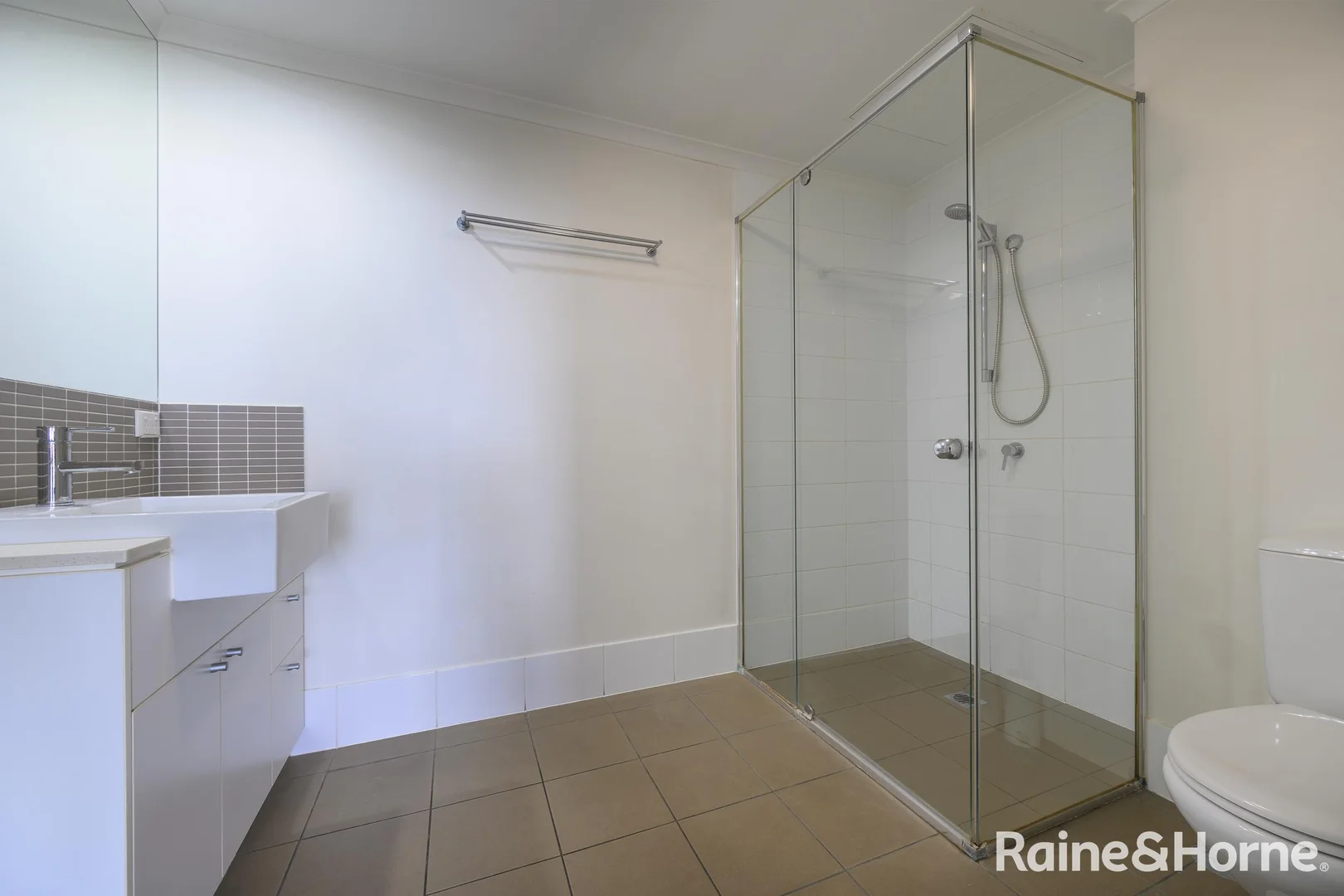 Additional image 8 of 233/64 Glenlyon Street, Gladstone Central QLD 4680