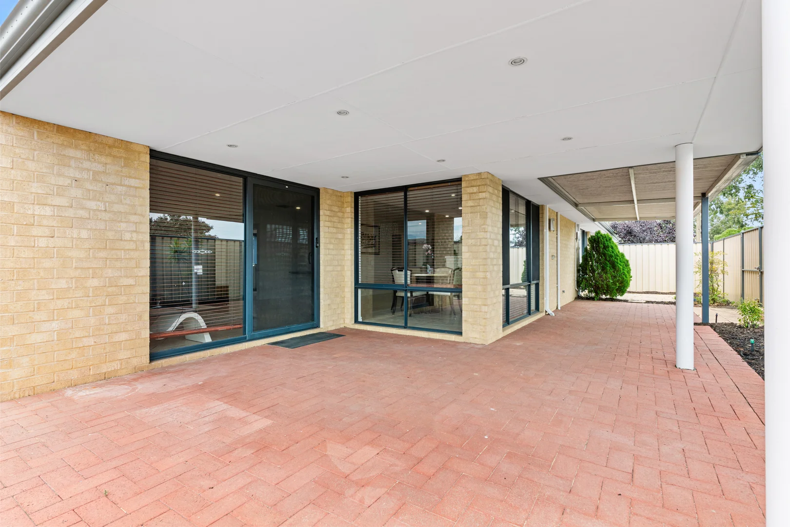 Additional image 18 of 8 Deanmore Bend, Hammond Park WA 6164