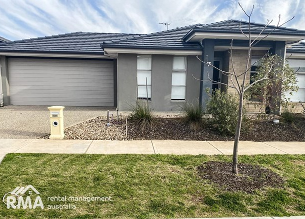 7 Papas Views, Wyndham Vale VIC 3024