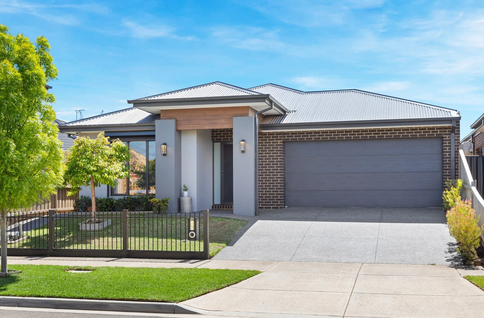 20 Webber Drive, Deanside VIC 3336