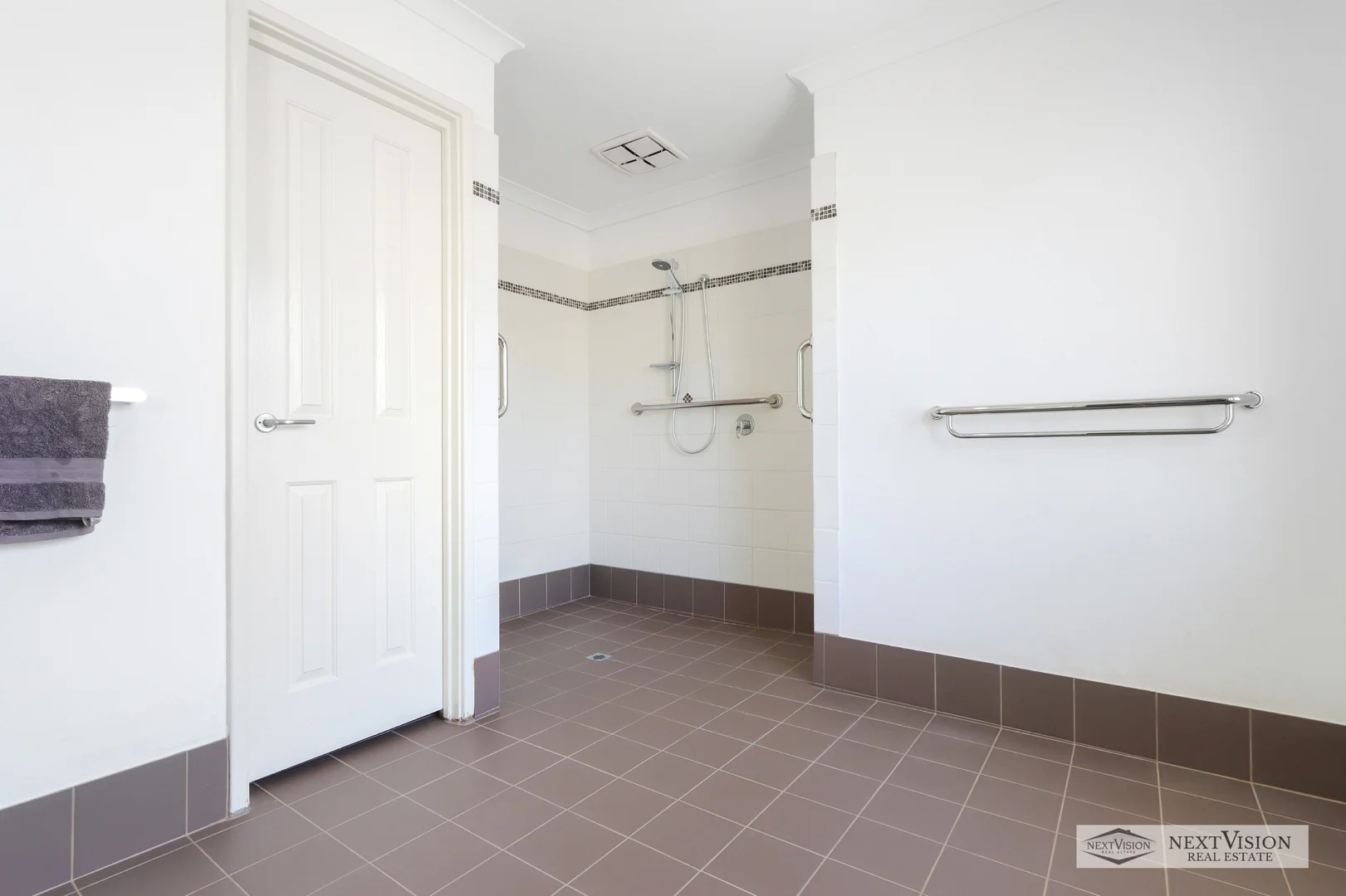 Additional image 14 of 4 Hird Rd, Success WA 6164