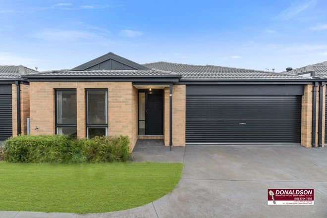 Picture of 15/5 Melissa Way, PAKENHAM VIC 3810