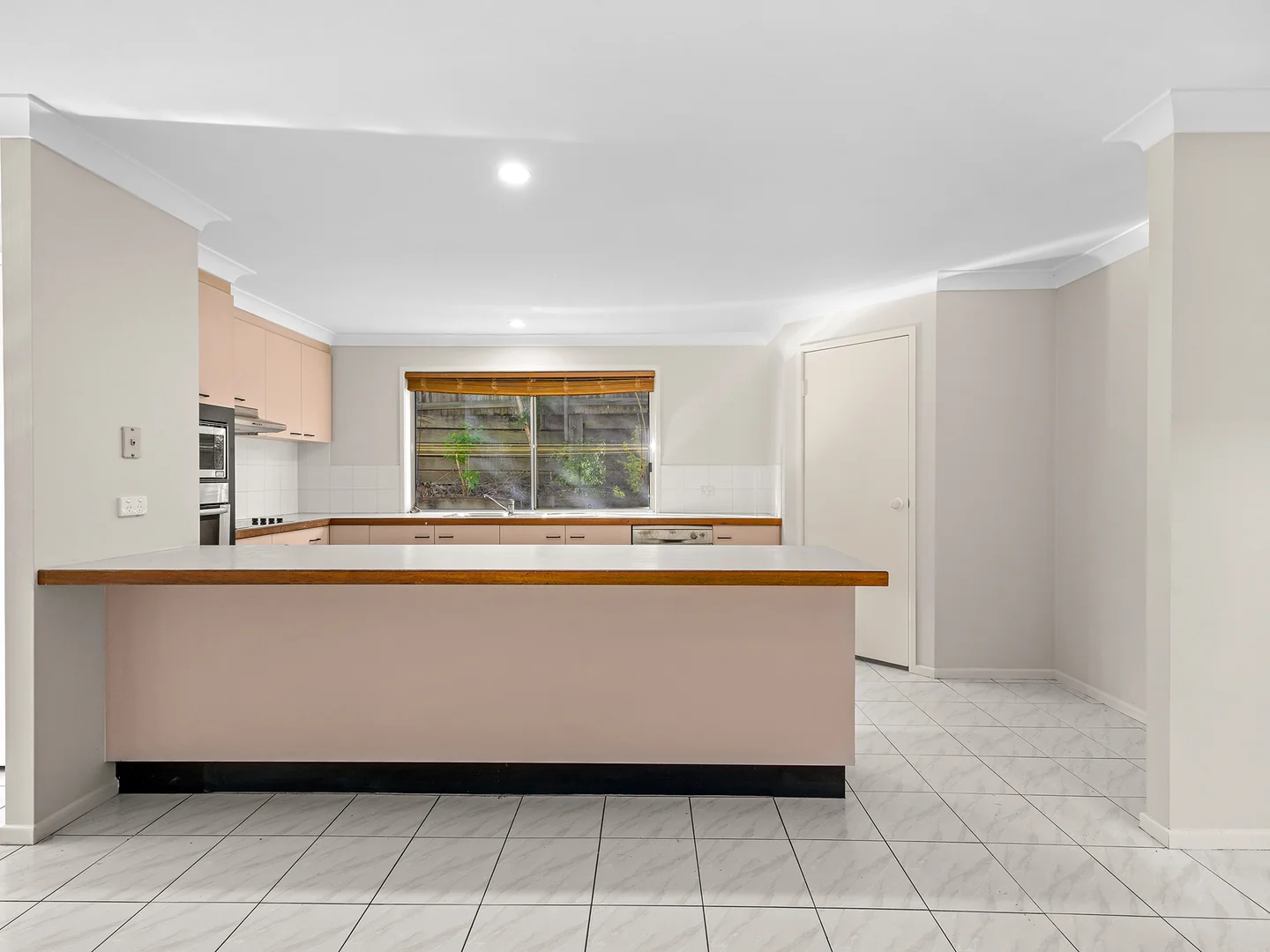 Additional image 18 of 2 Arabilia Cl, Chapel Hill QLD 4069