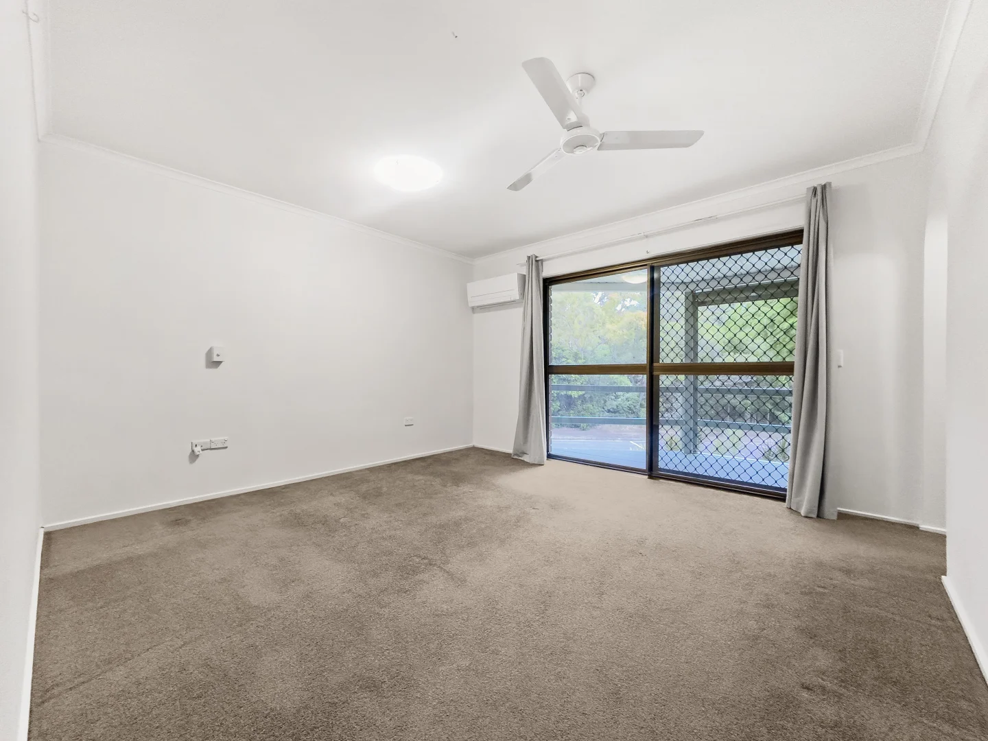 Additional image 6 of 6/318 Esplanade, Scarness QLD 4655