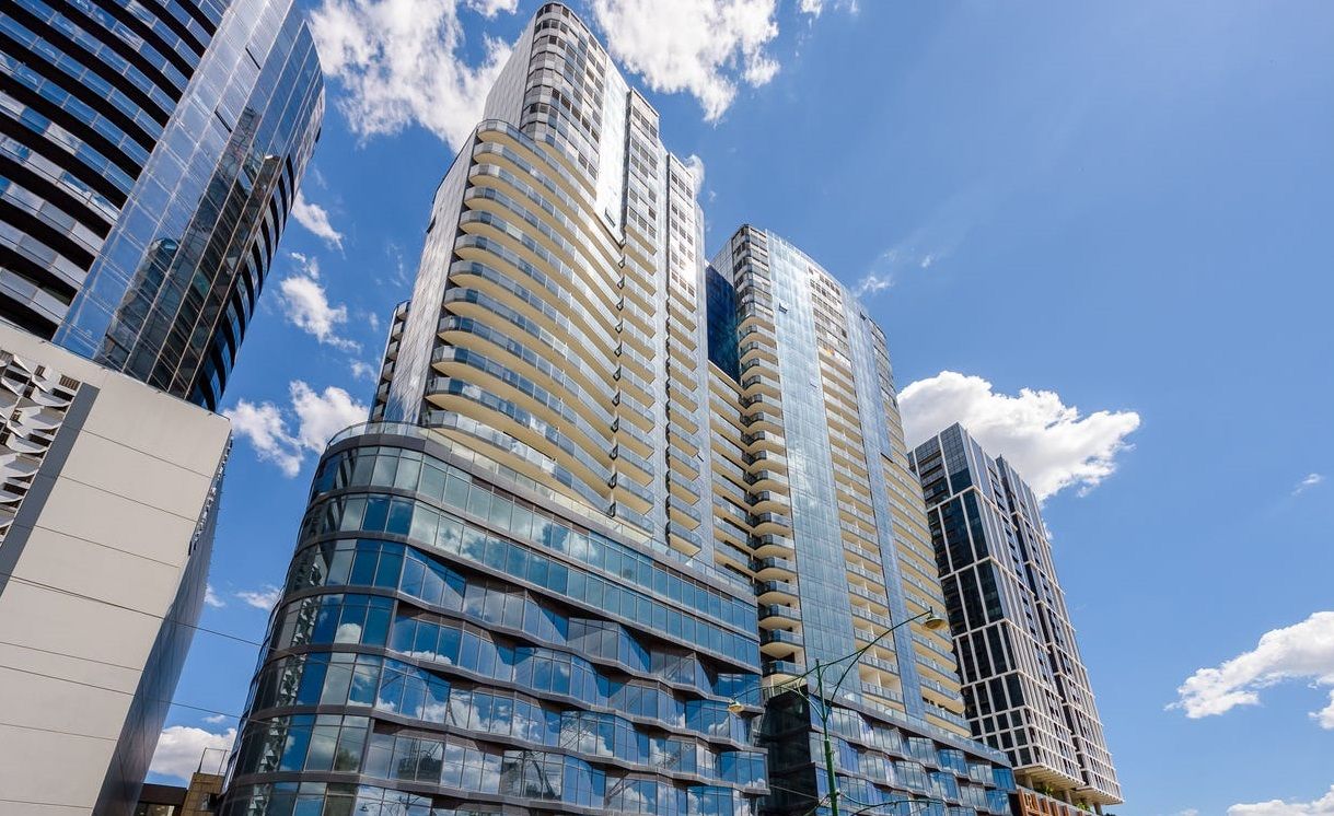 1 bedrooms Apartment / Unit / Flat in 1806/826 Whitehorse Road BOX HILL VIC, 3128
