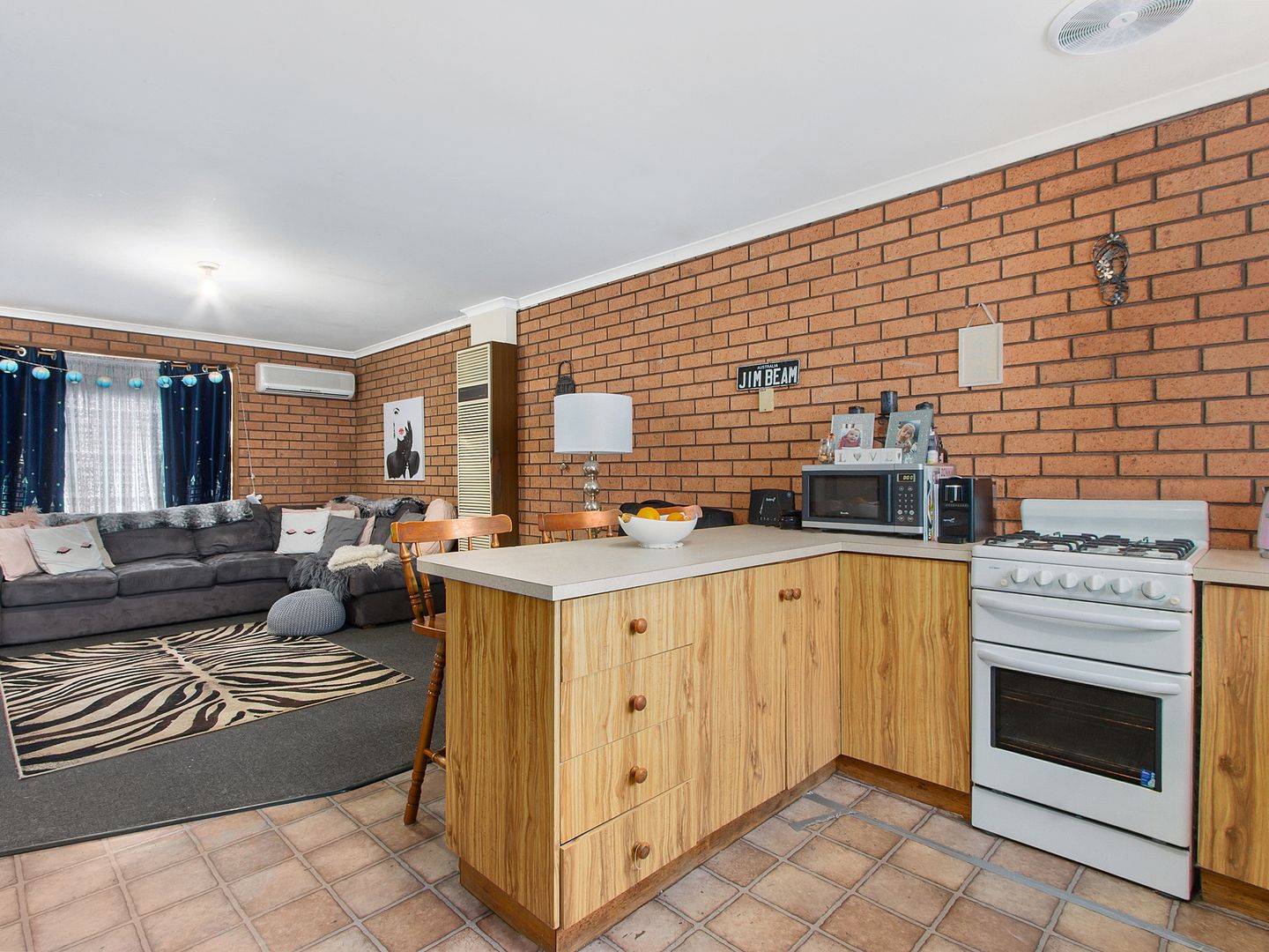 Unit 2/36 Abdallah Rd, Seymour VIC 3660, Image 2