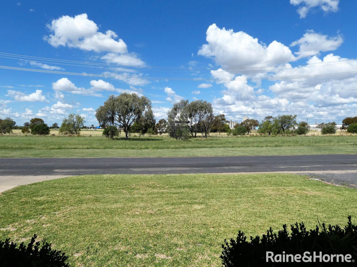 51 Brigalow Drive, Moree NSW 2400, Image 2