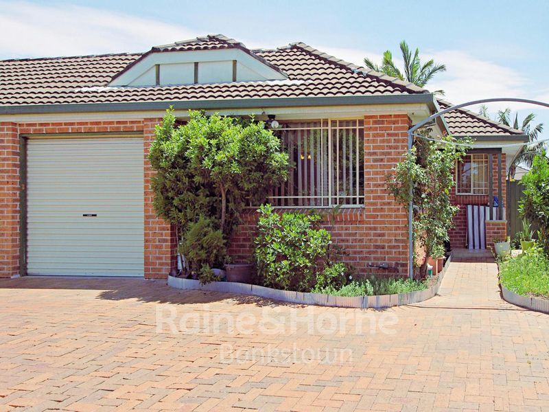 1/32A William Street, Condell Park NSW 2200
