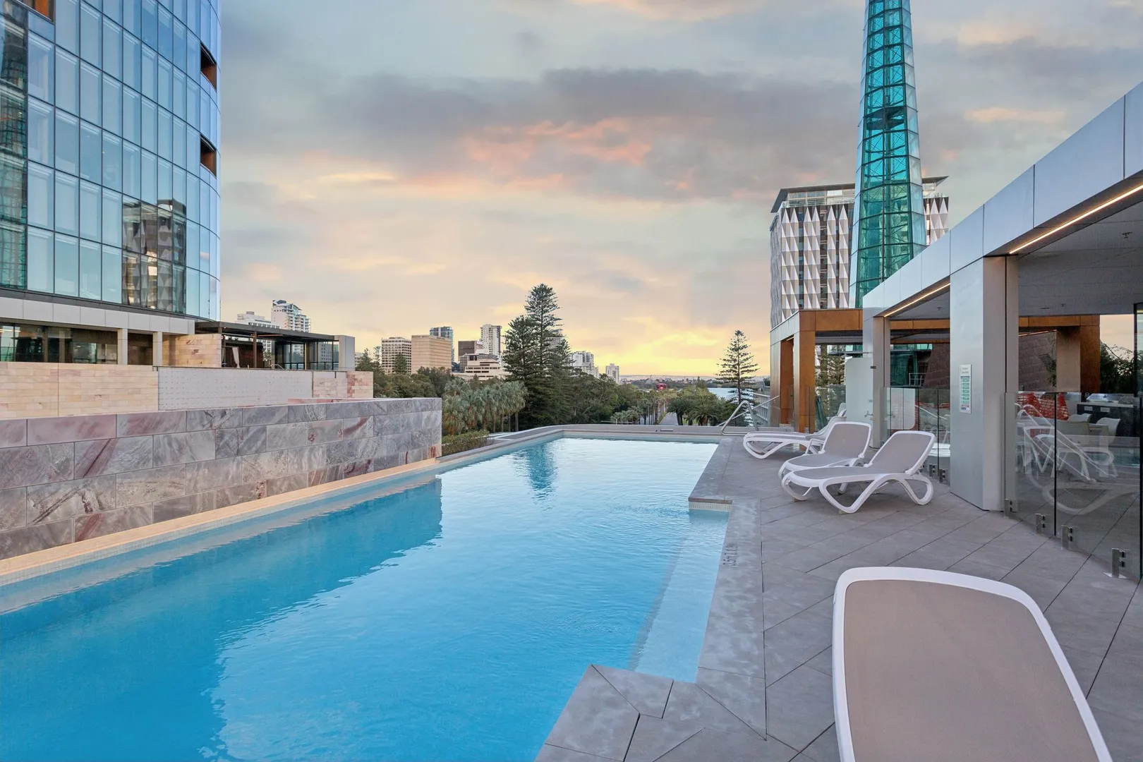 Effortless Elegance and Unbeatable Views - View 3