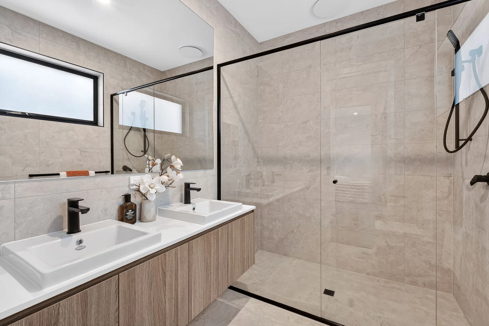 Additional image 11 of 250 A & B Mount Pleasant Road, Highton VIC 3216