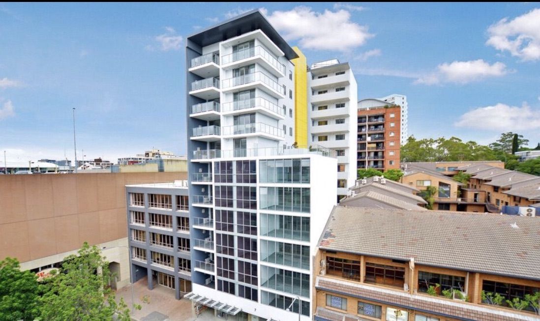 3 bedrooms Apartment / Unit / Flat in 8/7 Aird St PARRAMATTA NSW, 2150