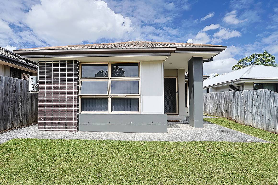 Picture of 64 Sovereign Drive, DEEBING HEIGHTS QLD 4306