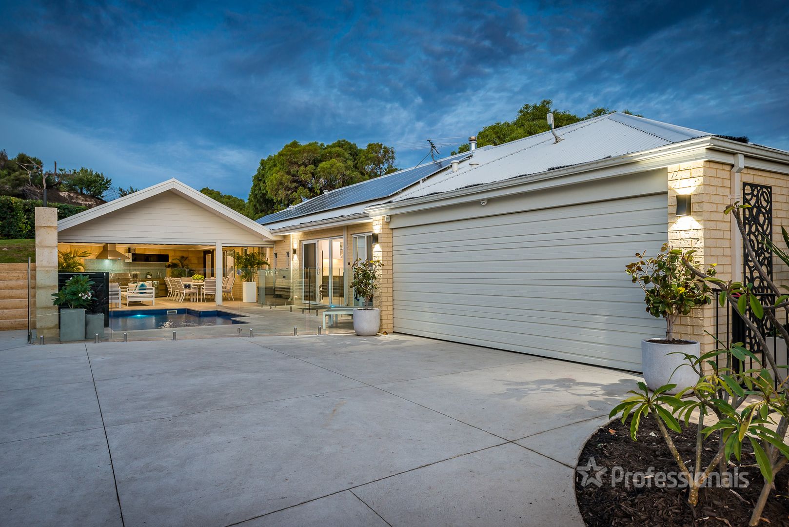 33 Cave Loop, Yanchep WA 6035