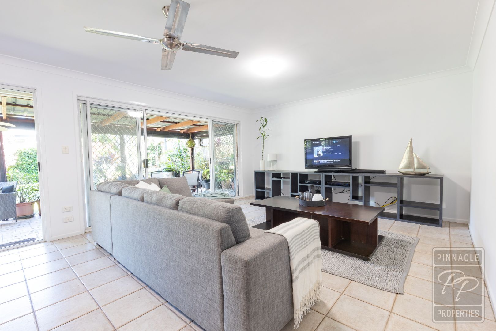 10 Robusta Place, Forest Lake QLD 4078, Image 1