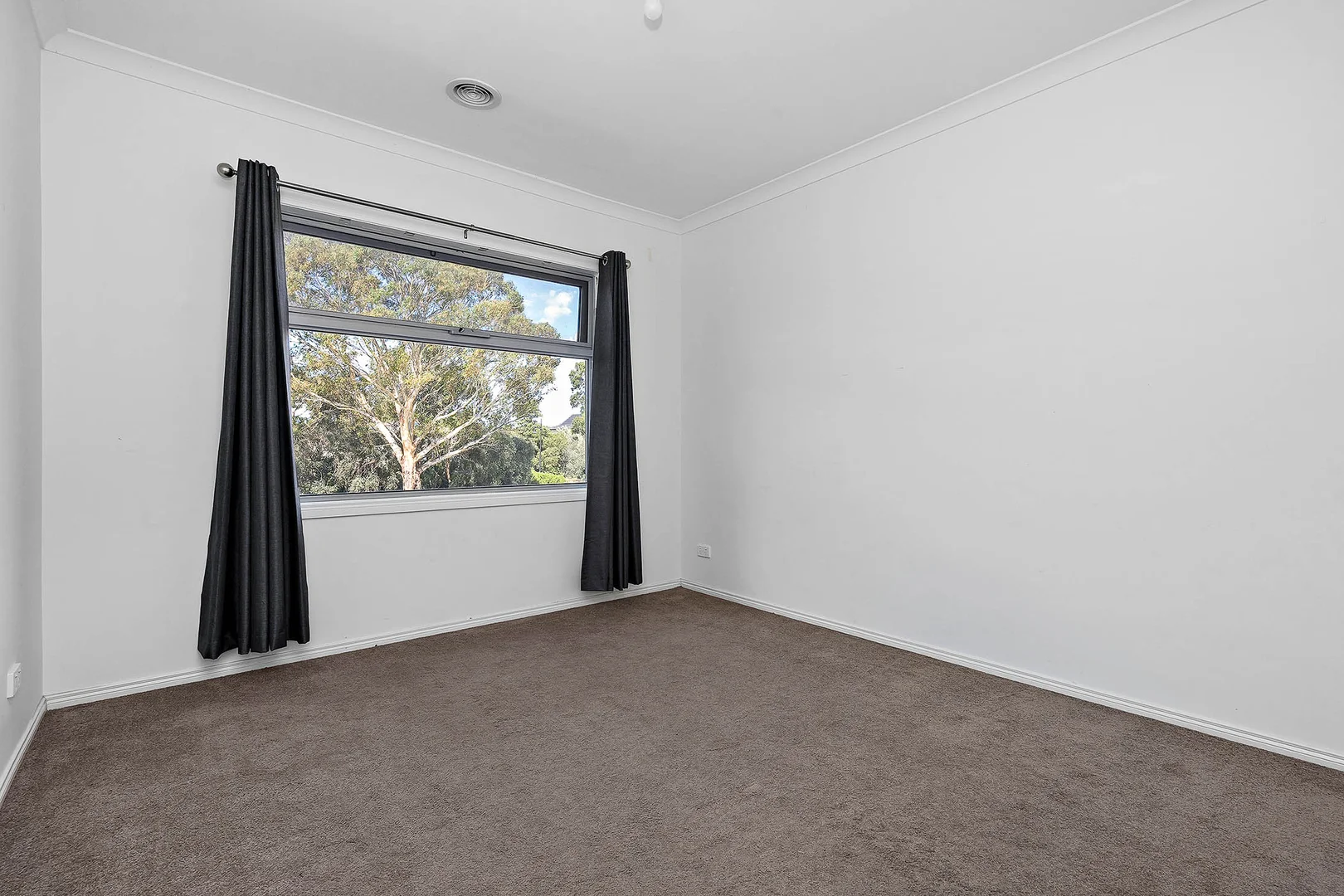 Additional image 6 of 2/515 Bridge Inn Road, Mernda VIC 3754