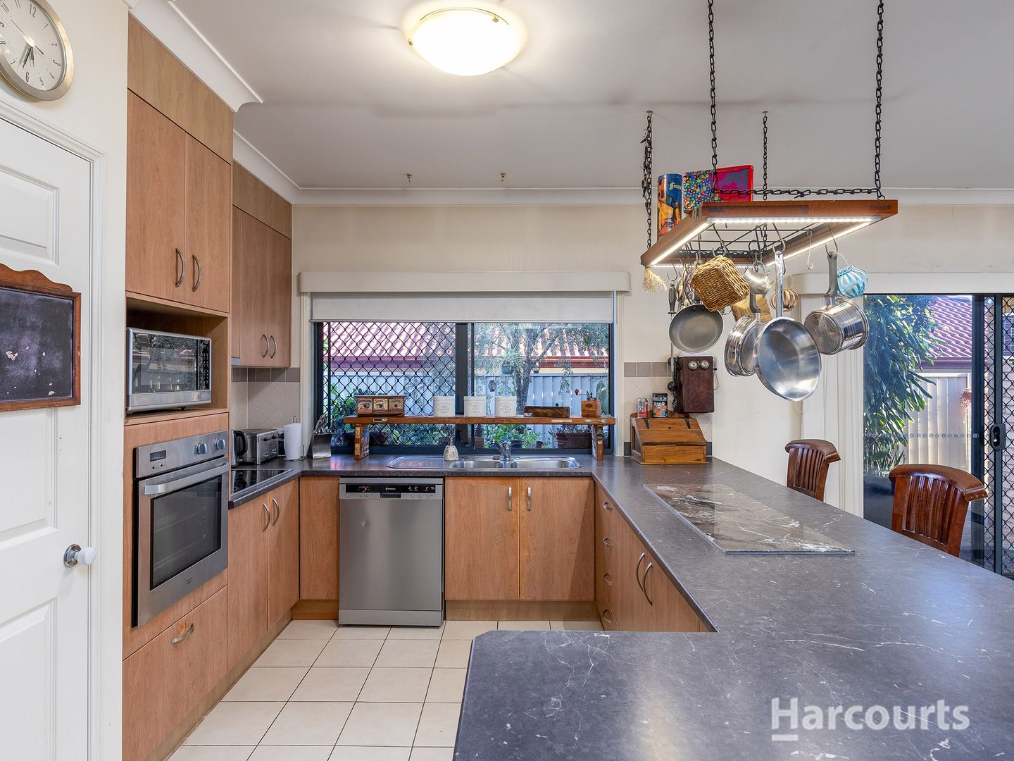 16 Ebony Place, Stretton QLD 4116, Image 2