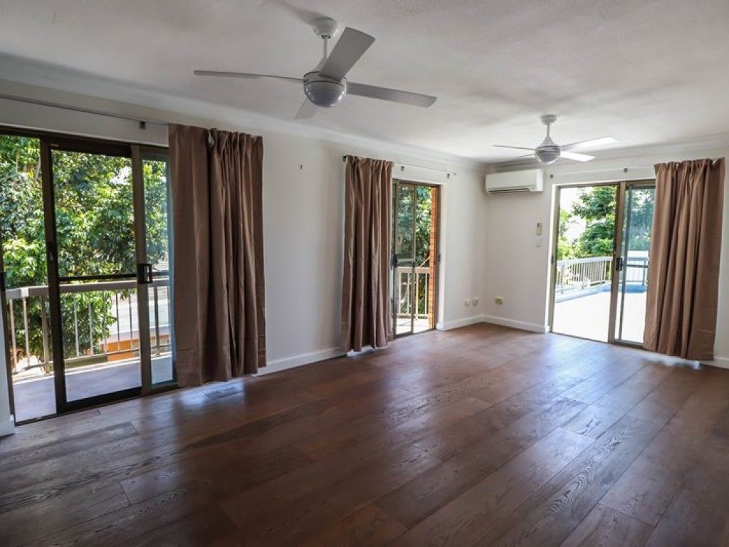 2 bedrooms Apartment / Unit / Flat in 4/59 Prince Edward Parade REDCLIFFE QLD, 4020