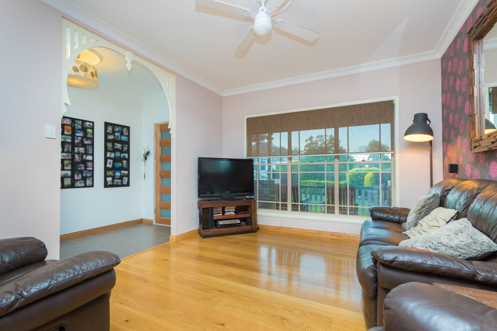 9 Thirlestane Terrace, Narangba QLD 4504, Image 2