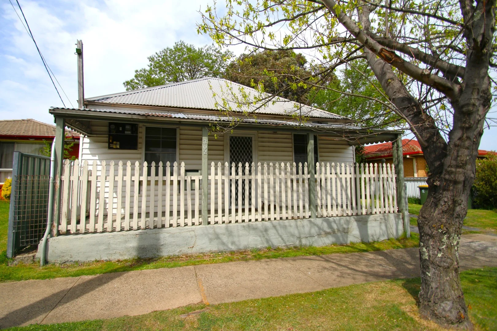 302 Peisley Street, Orange NSW 2800