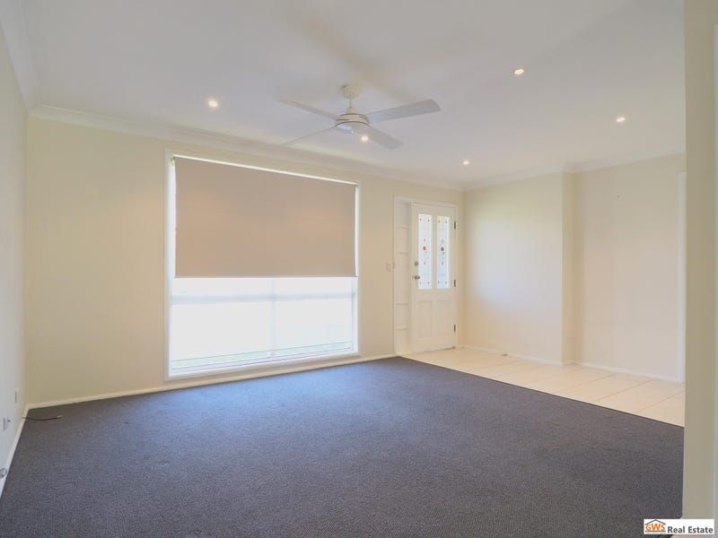 27 Myrtle Road, Claremont Meadows NSW 2747, Image 2