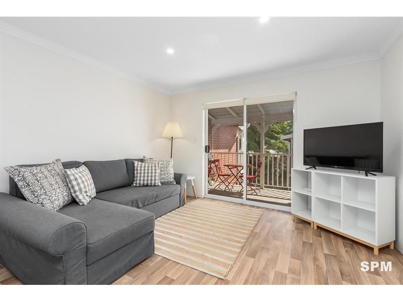 2 bedrooms Apartment / Unit / Flat in 28/2a Fourth Avenue MOUNT LAWLEY WA, 6050