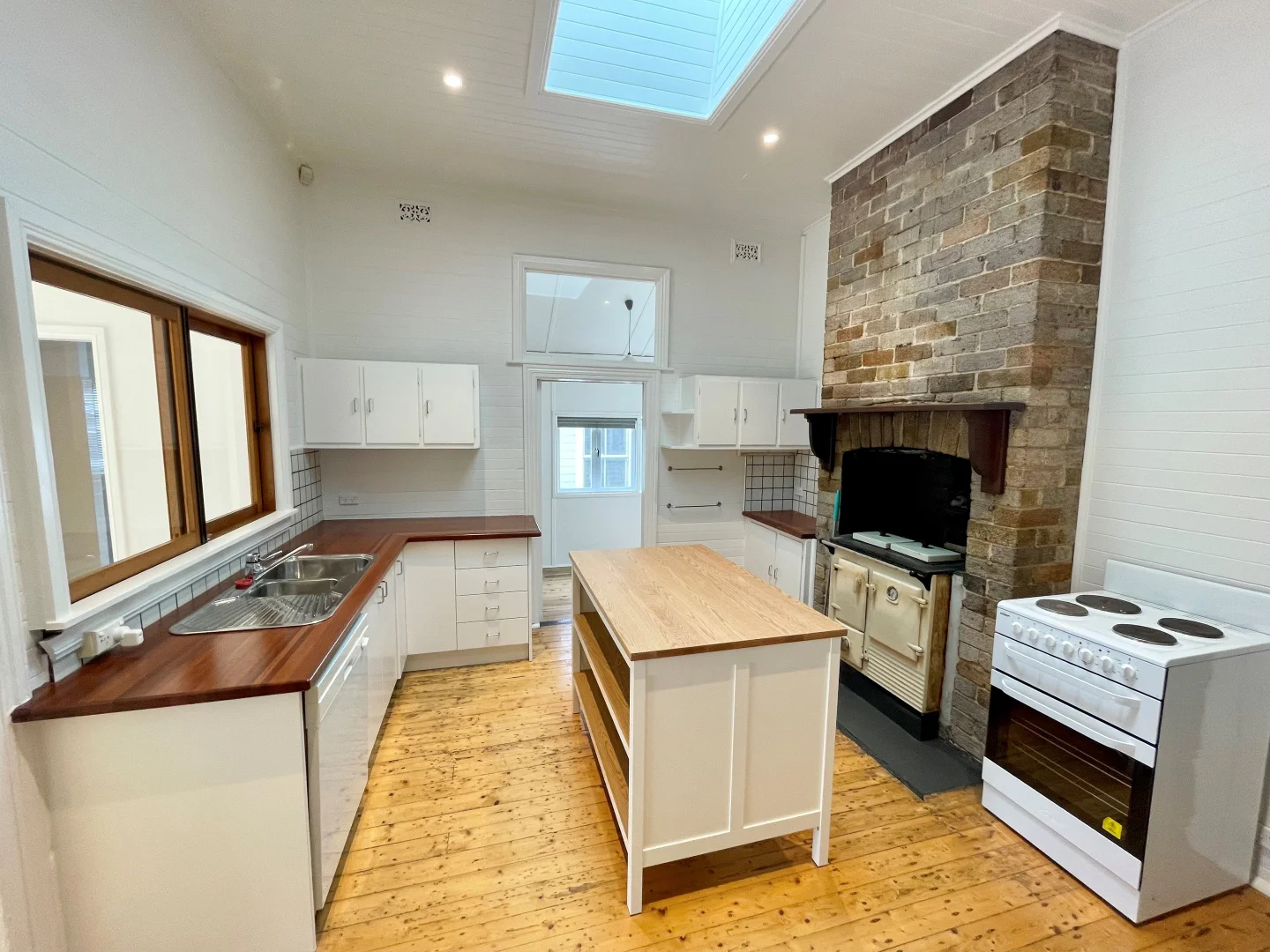 Additional image 3 of 71 Fletcher Street, Wentworth Falls NSW 2782
