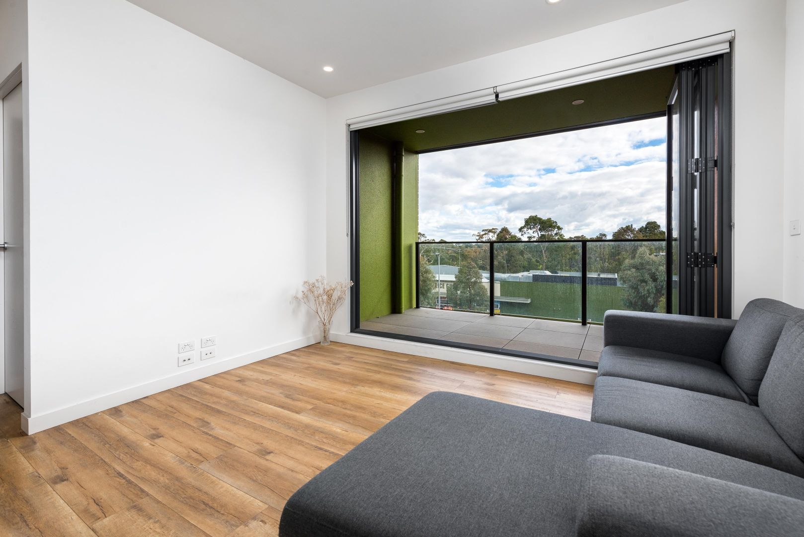 204/5 Zenith Rise, Bundoora VIC 3083, Image 2