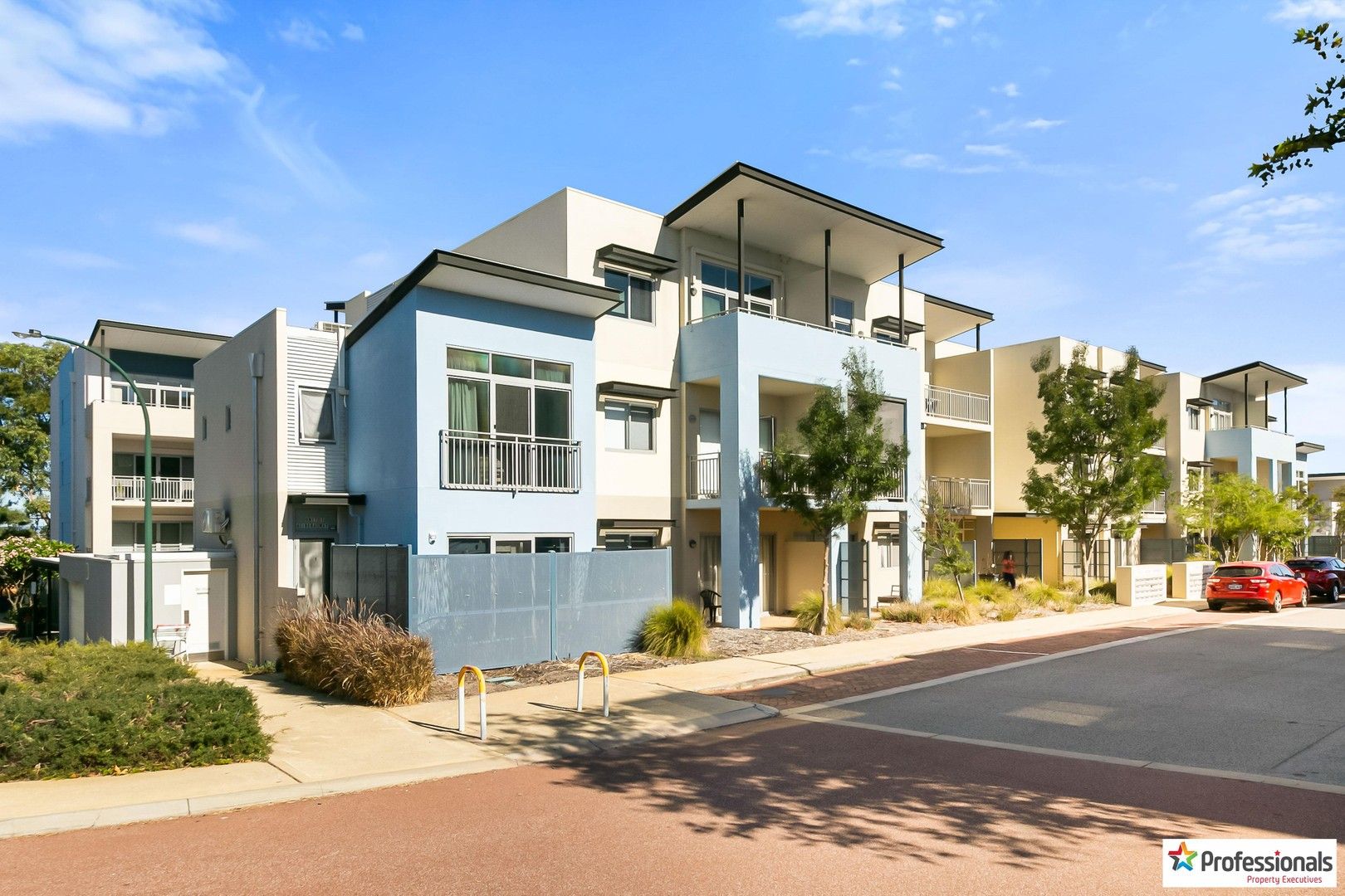 28/6 Ibera Way, Success WA 6164, Image 0