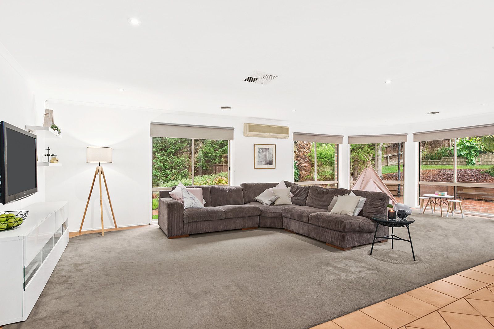 5 Green Street, Mooroolbark VIC 3138, Image 2