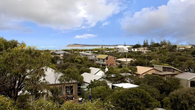 50 Orton Street, OCEAN GROVE VIC 3226, Image 2