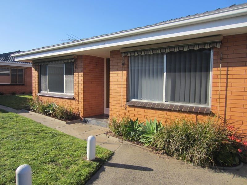 2 bedrooms Apartment / Unit / Flat in 9/290-292 Nepean Highway EDITHVALE VIC, 3196