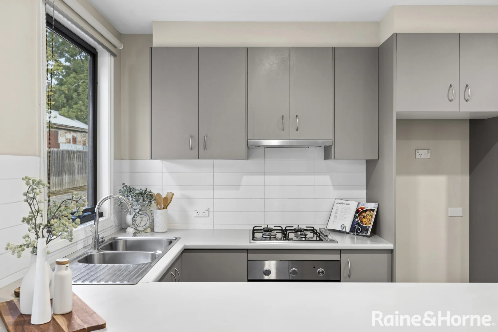 Additional image 7 of 4/2 Mitchell Street, Kyneton VIC 3444