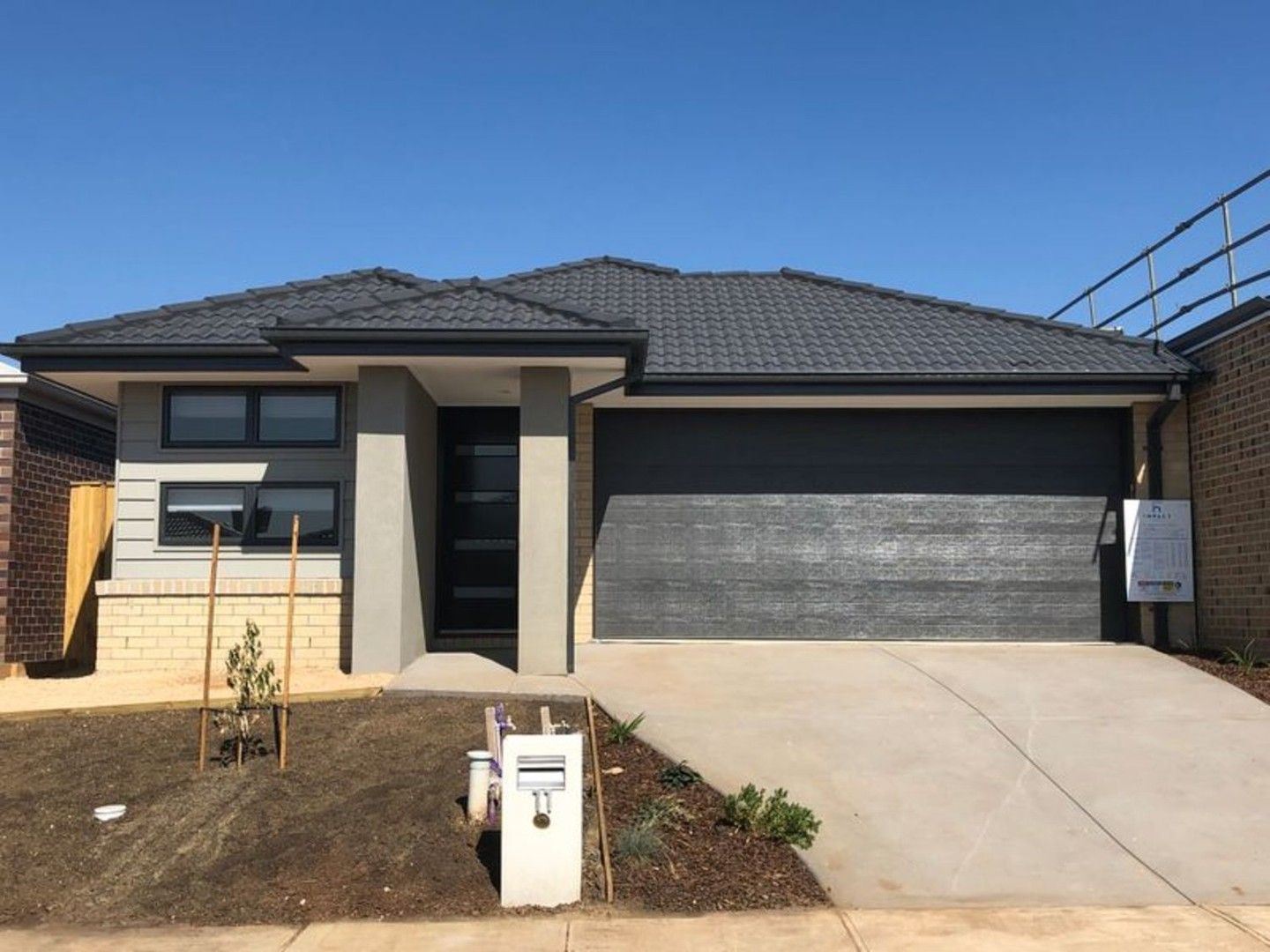 3 bedrooms House in 11 Barramunga Street TARNEIT VIC, 3029