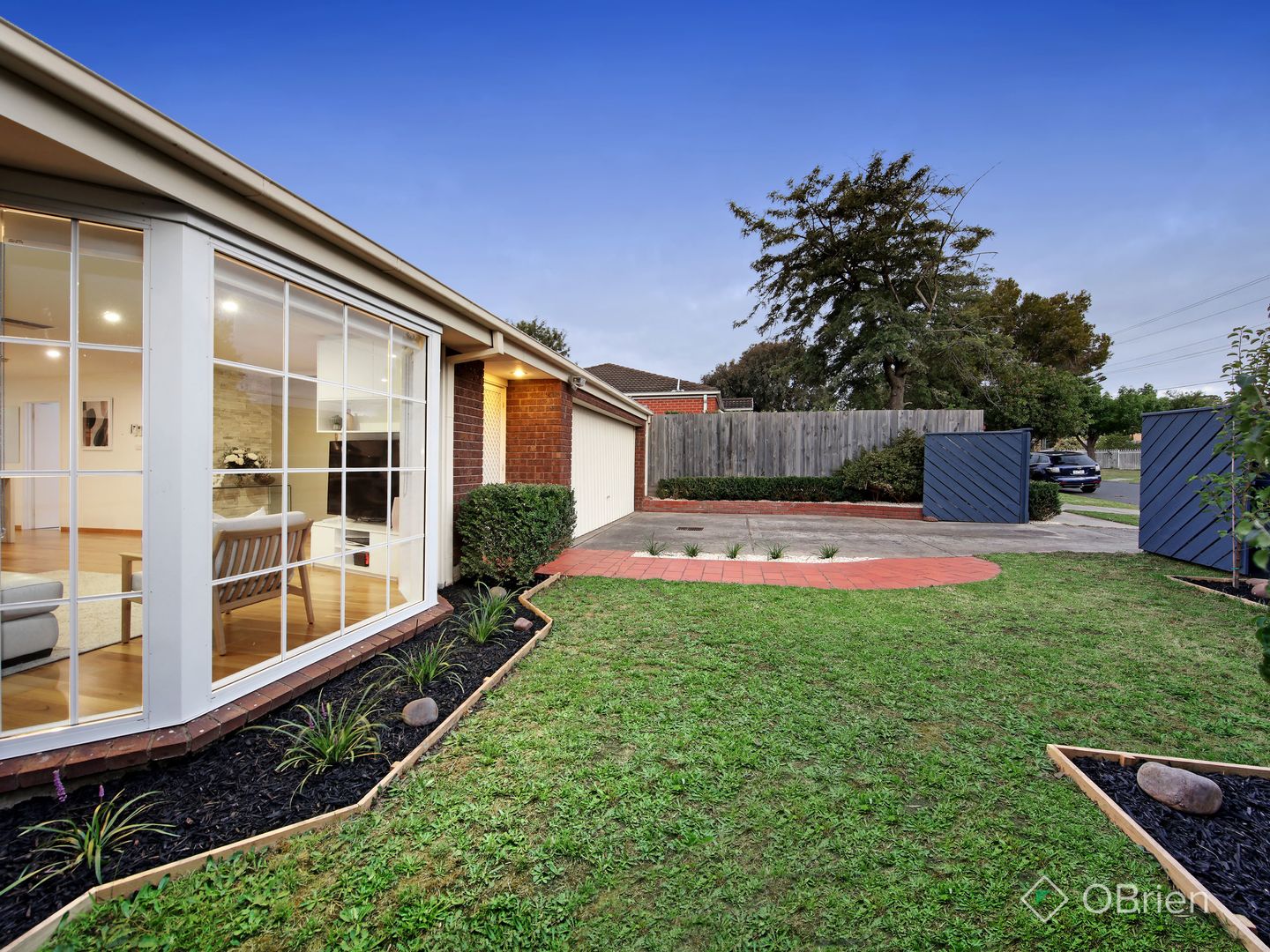 1/3 Rae Street, Chadstone VIC 3148, Image 2