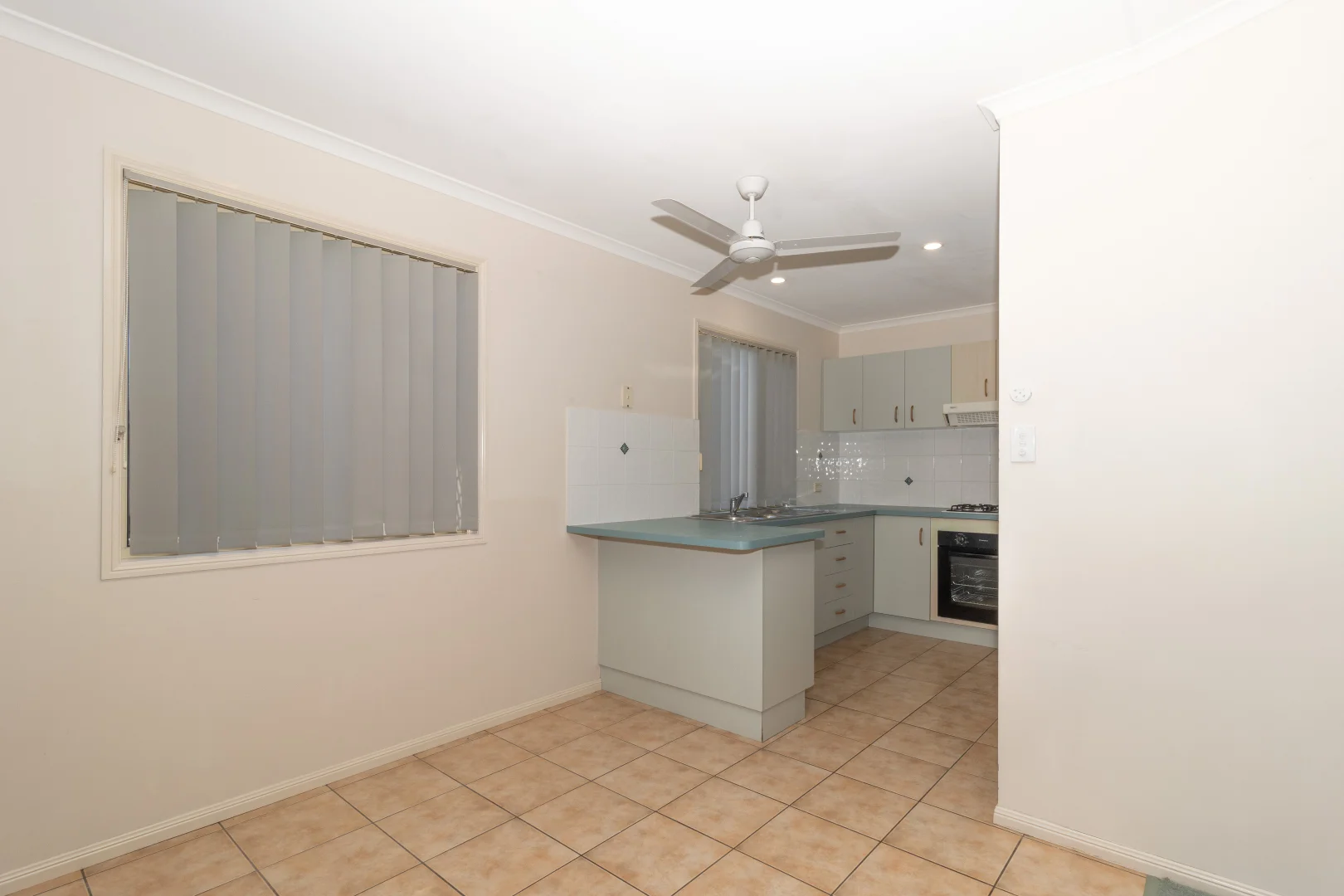 Additional image 4 of 775 Boat Harbour Drive, Urangan QLD 4655