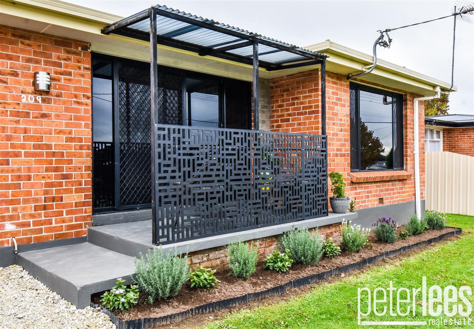 209 Weld Street, Beaconsfield TAS 7270, Image 0