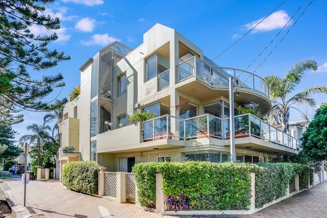 Picture of 2/8 Pine Street, MANLY NSW 2095