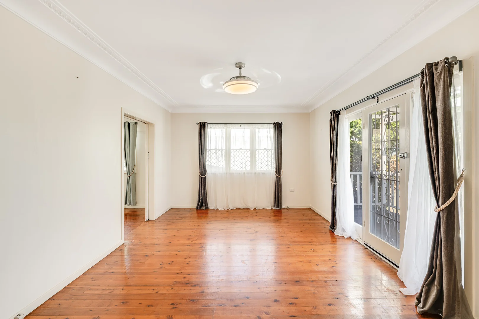 Additional image 3 of 229 North Street, Rockville QLD 4350