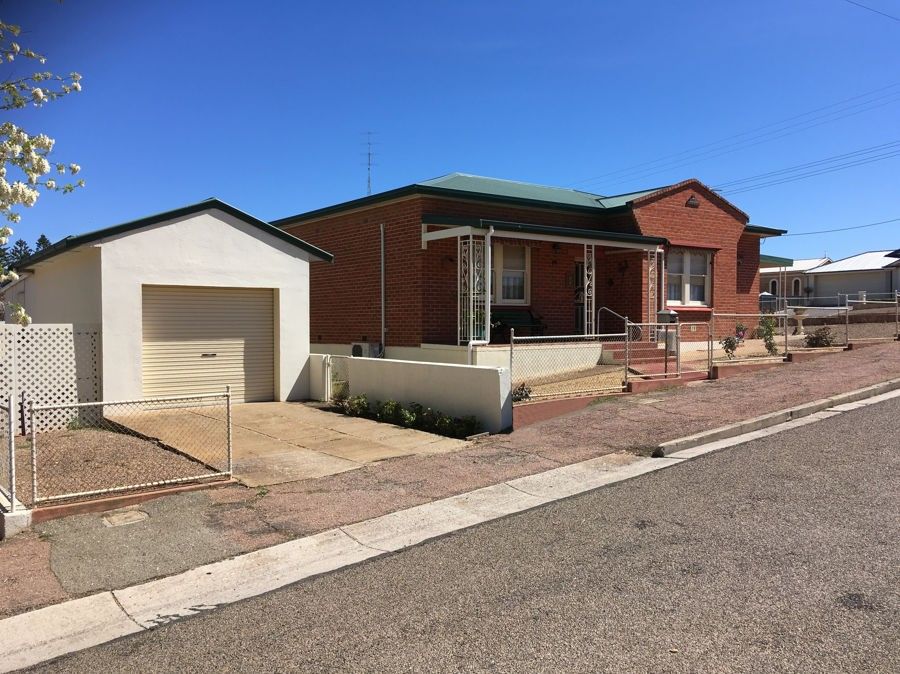 19 Harvey Street, Port Broughton SA 5522, Image 1