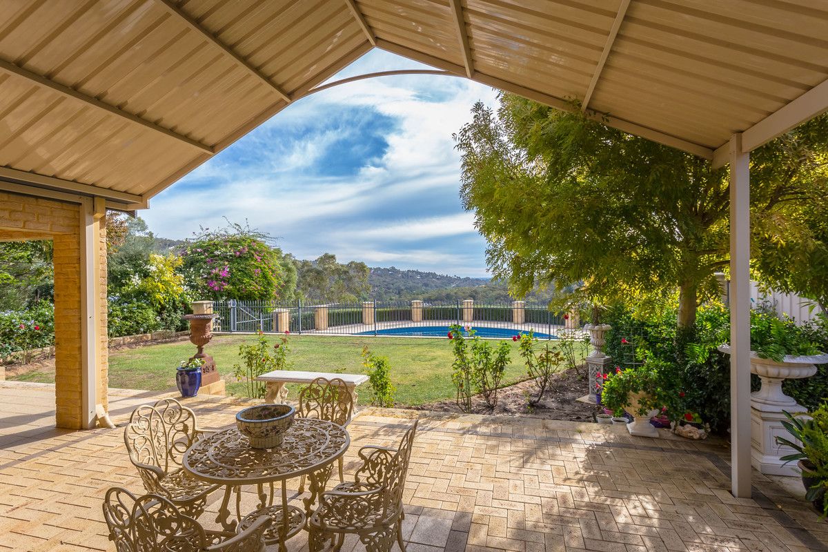 3 Soldiers Road, Roleystone WA 6111