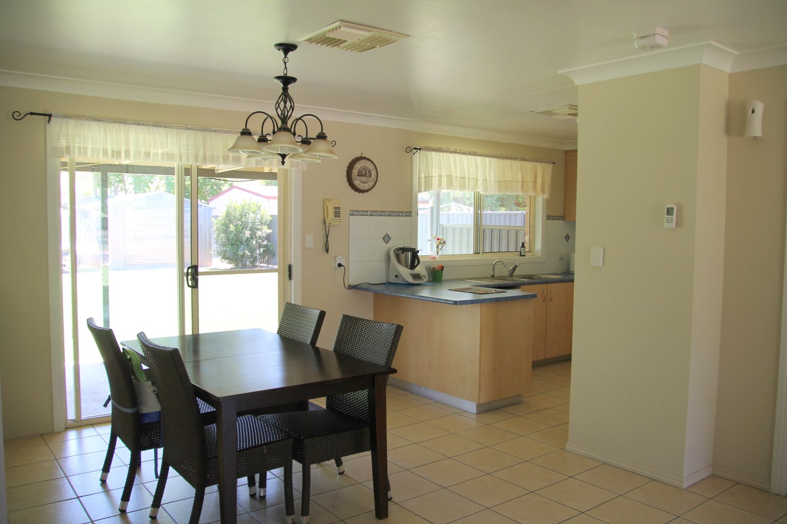 18 Elizabeth Street, St George QLD 4487, Image 2