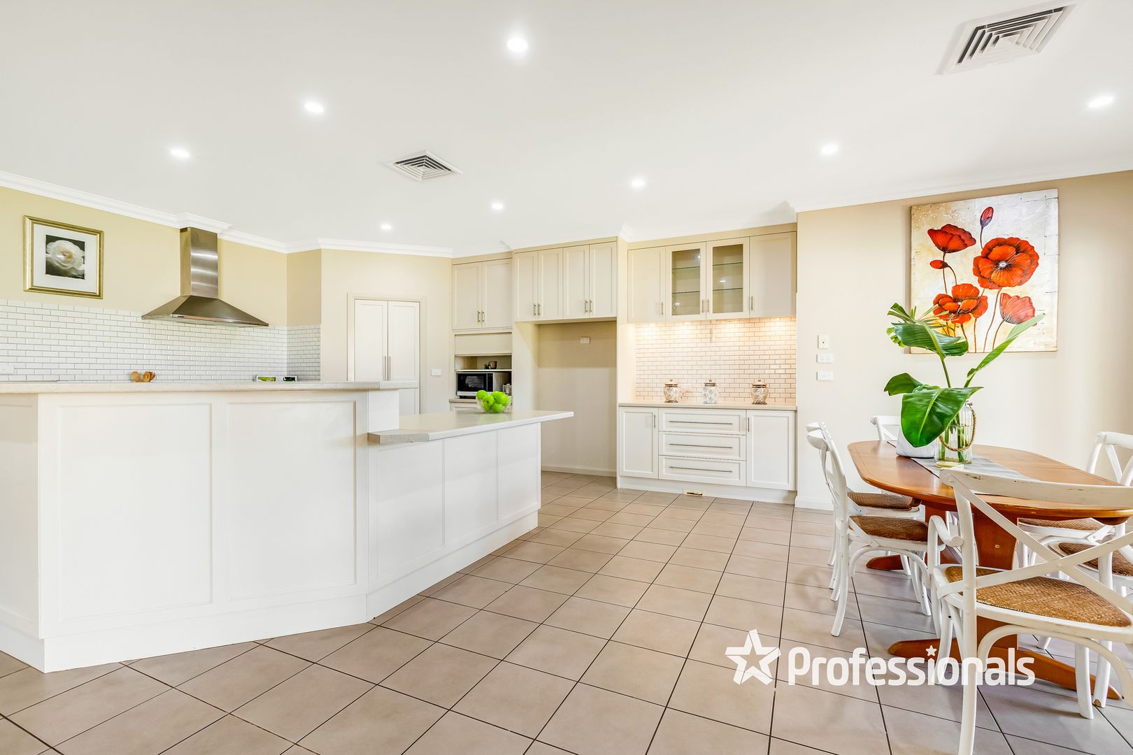 6 Annunziata Court, Mildura VIC 3500, Image 2