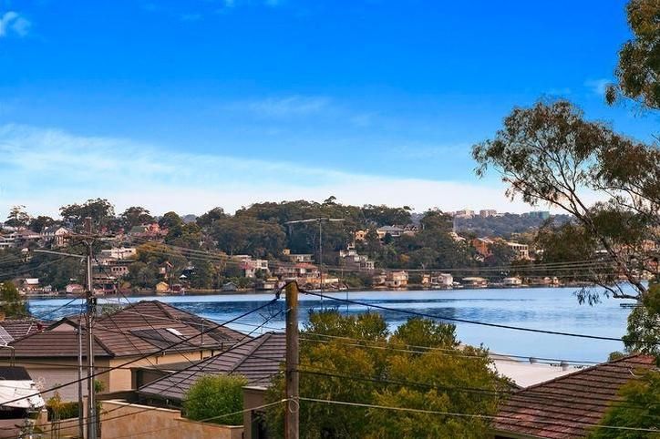 28 Waratah Street, KYLE BAY NSW 2221, Image 0