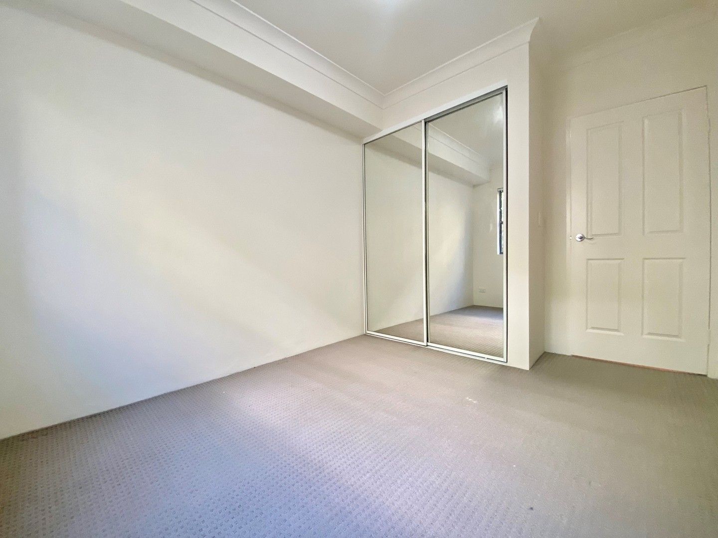 3 bedrooms Apartment / Unit / Flat in 10/2-8 Hill Street BAULKHAM HILLS NSW, 2153