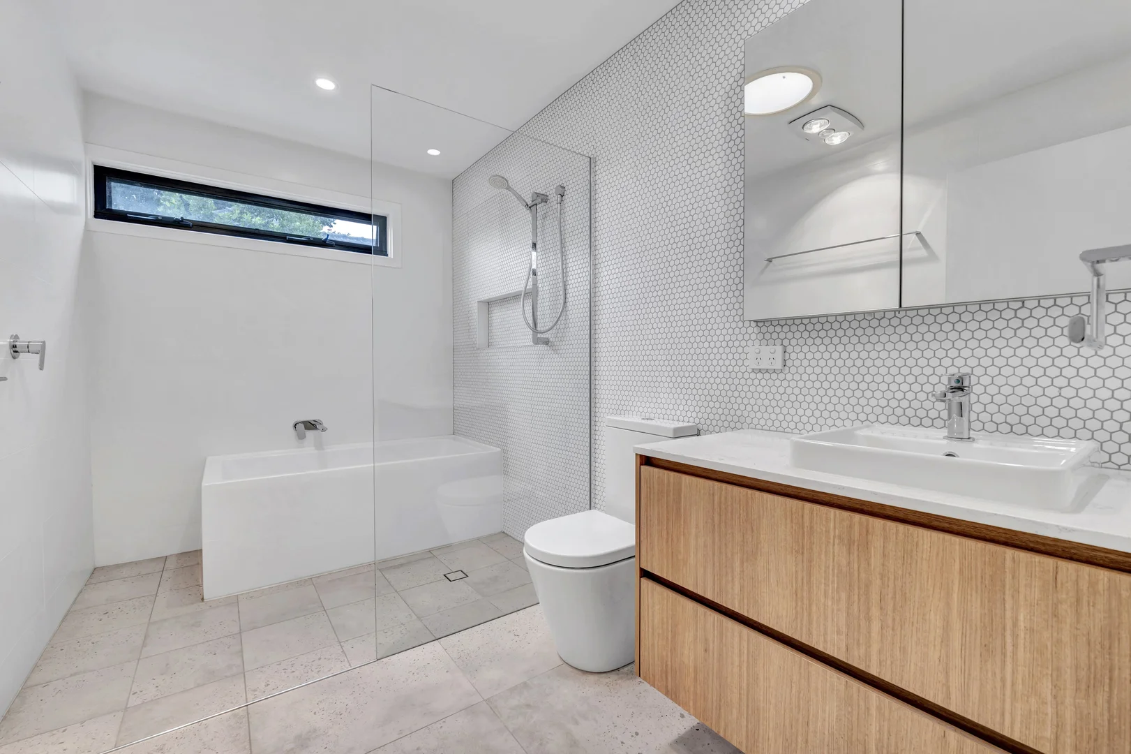 Additional image 7 of 1A Delsie Street, Cannon Hill QLD 4170