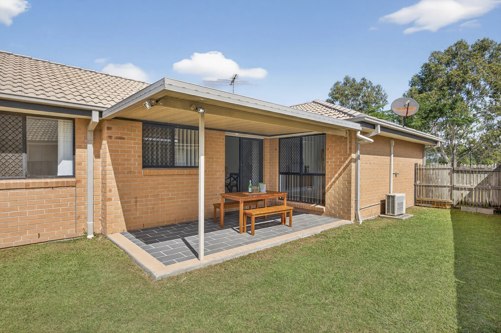 Additional image 24 of 26 Lake Manchester Street, Logan Reserve QLD 4133