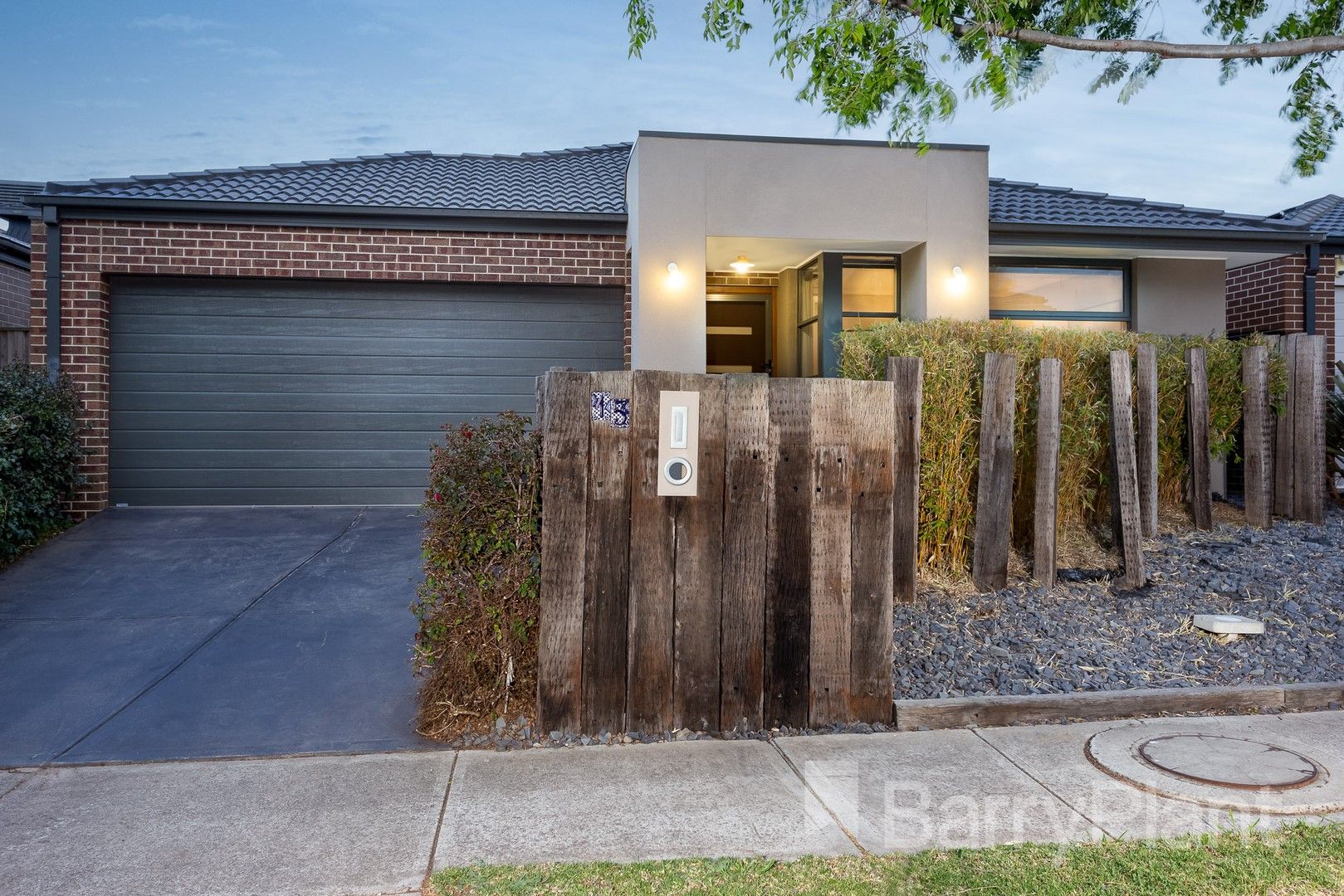 4 bedrooms House in 15 Pottery Avenue POINT COOK VIC, 3030