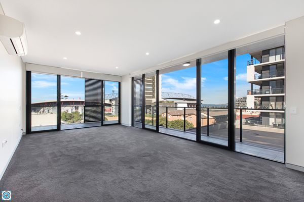 507 31 Crown Street Wollongong Nsw 2500 Apartment For